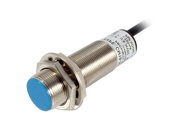 CM18-3005PC czujnik pojemnościowy PNP NO/NC
