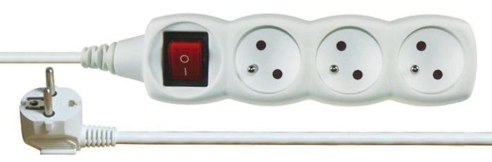 Przedłużacz elektryczny z uziemieniem 3x gniazdka. wyłącznik; długość 2m