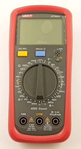 UT 39A+ miernik cyfrowy uniwersalny