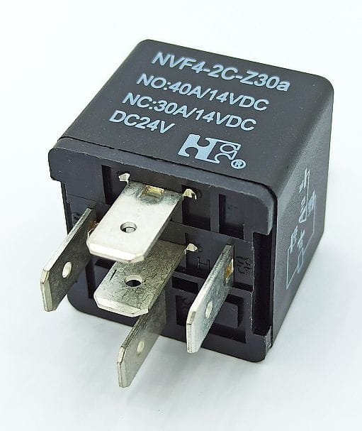 NVF4-2CZ40A-24 przekaźnik samochodowy styki