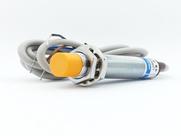 LJ18A3-8-Z/AX Czujnik indukcyjny