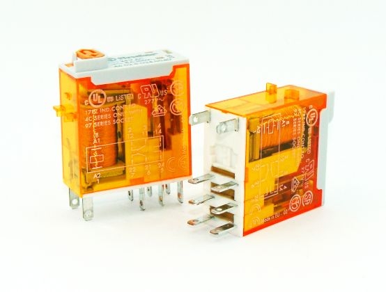 46.52.8.230 przekaźnik elektromagnetyczny