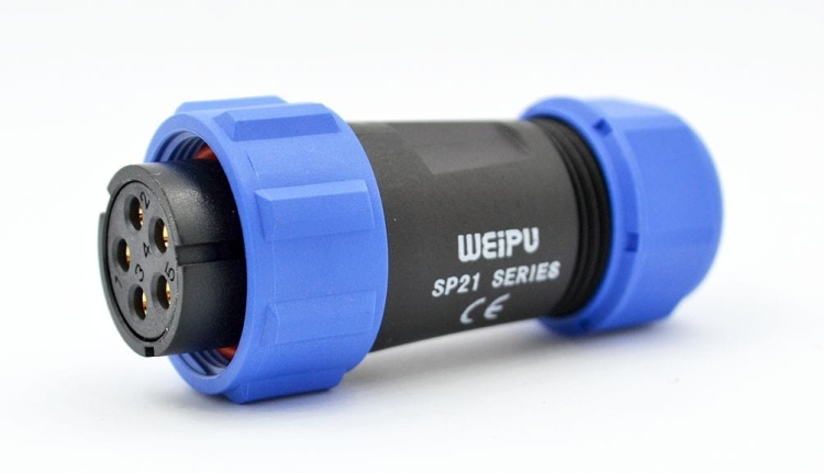 SP2110/S5 gniazdo na przewód 5-pin