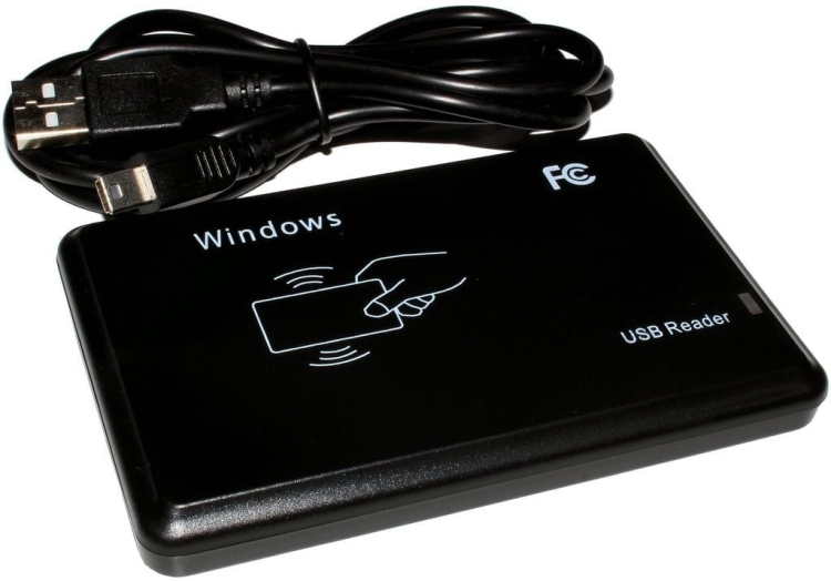 Czytnik kart RFID na USB