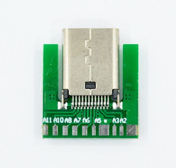 Gniazdo USB C z płytką do lutowania przewodów