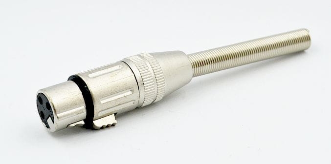 Gniazdo mikrofonowe XLR-3 z odgiętką