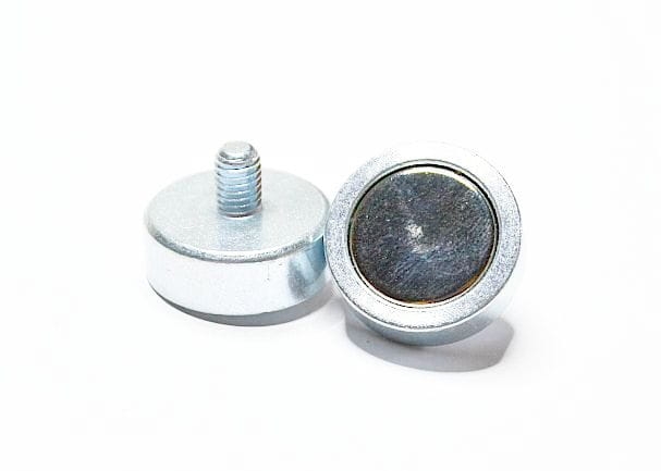 UM 16x4,5 M6 magnez neodymowy