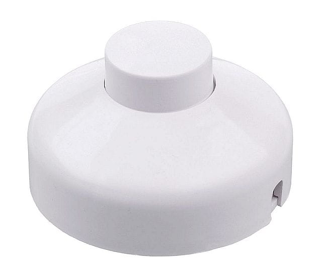 Przełącznik przelotowy nożny