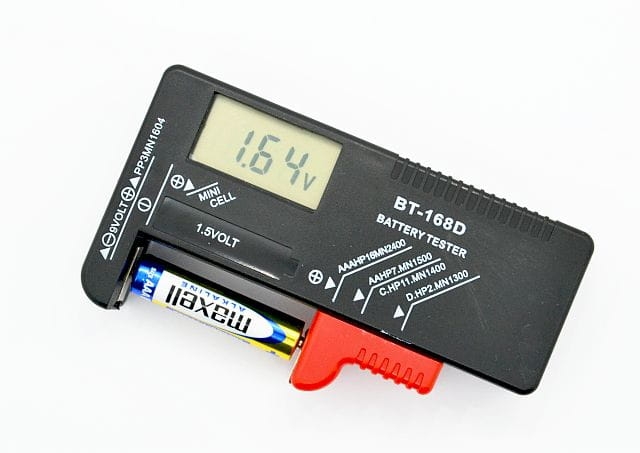 Tester baterii