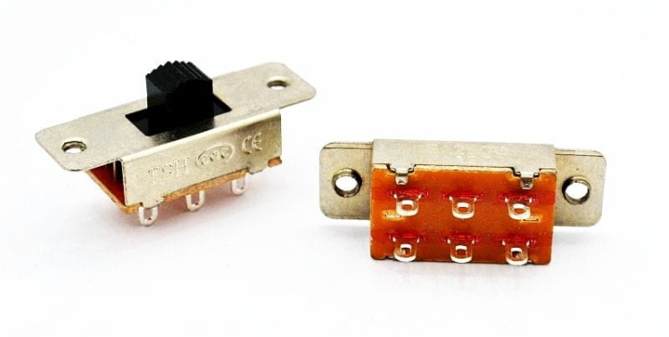 KBB70-2P3W przełącznik suwakowy