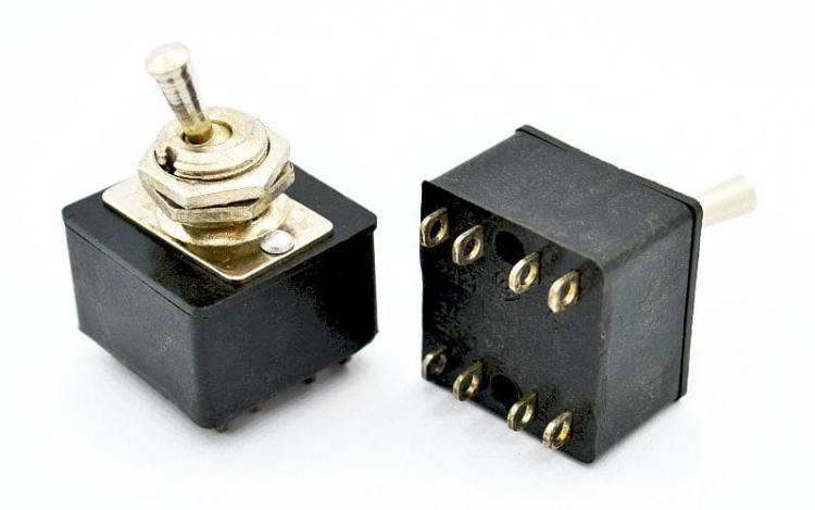 PD-21 przełącznik dźwigniowy