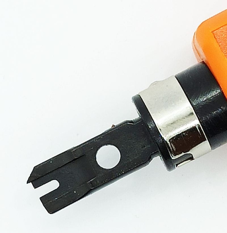 HY-3140 urządzenie uderzeniowe KRONE