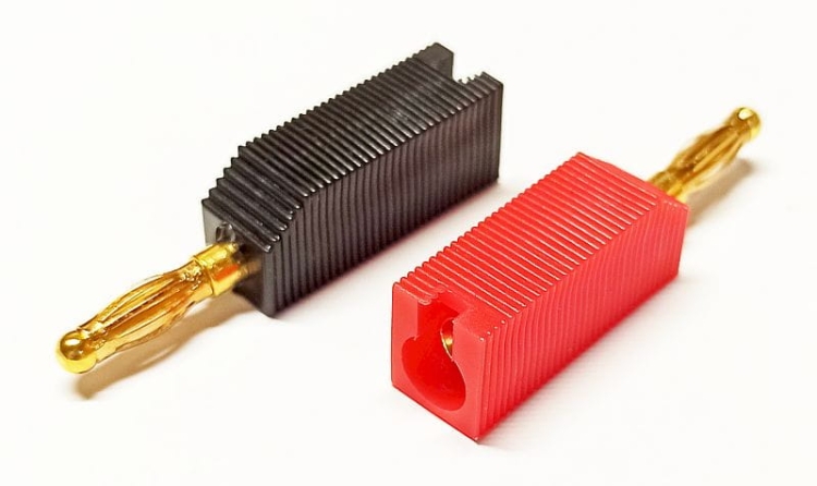 LAW17 wtyk bananowy.jpg