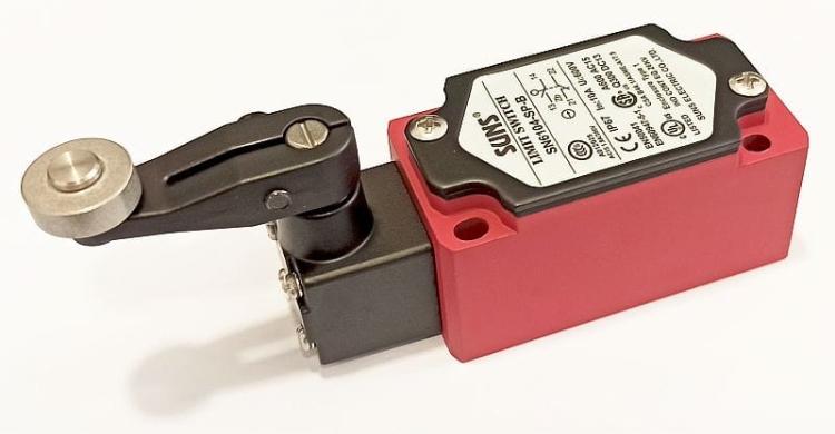 SN6104-SP-B przełącznik krańcowy.jpg