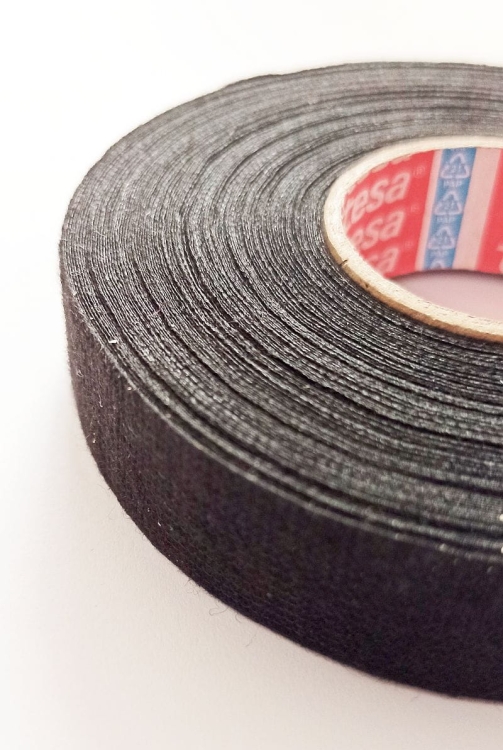 Taśma izolacyjna tekstylna TESA 19x25m