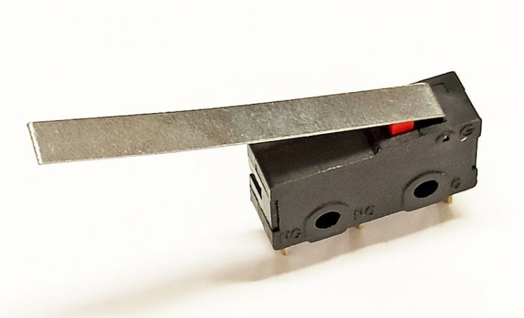 Przełącznik krańcowy z dźwignią 26mm