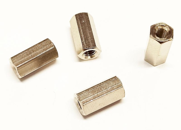 HLN M3x4 NI-SI dystans metalowy gwintowany  4mm