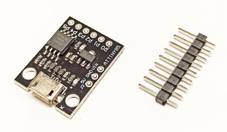 Moduł Attiny85 micro USB KickStarter.jpg