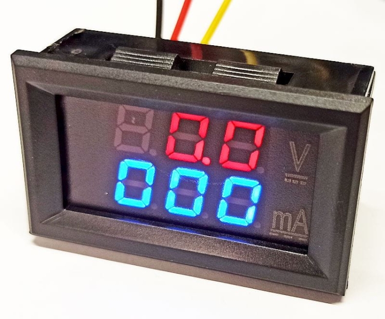 Woltomierz - amperomierz LED.jpg
