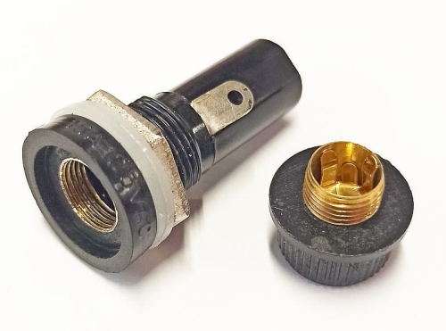 gniazdo bezpiecznika 30mm wnętrze.jpg