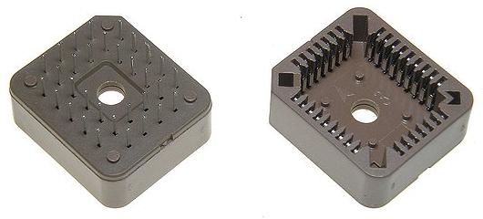 podstawka pod układ scalony 32-pin