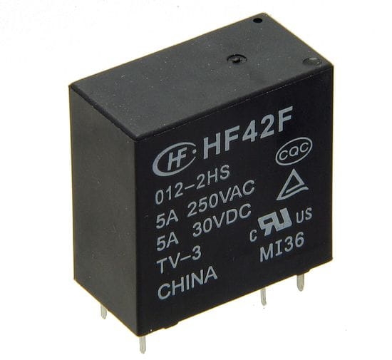 HF42F024; przekaźnik elektromagnetyczny